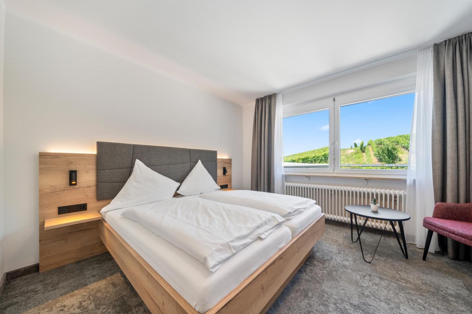 Koepfers Steinbuck Hotell Bischoffingen Eksteriør bilde
